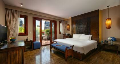 Oriental Suites Hotel & Spa