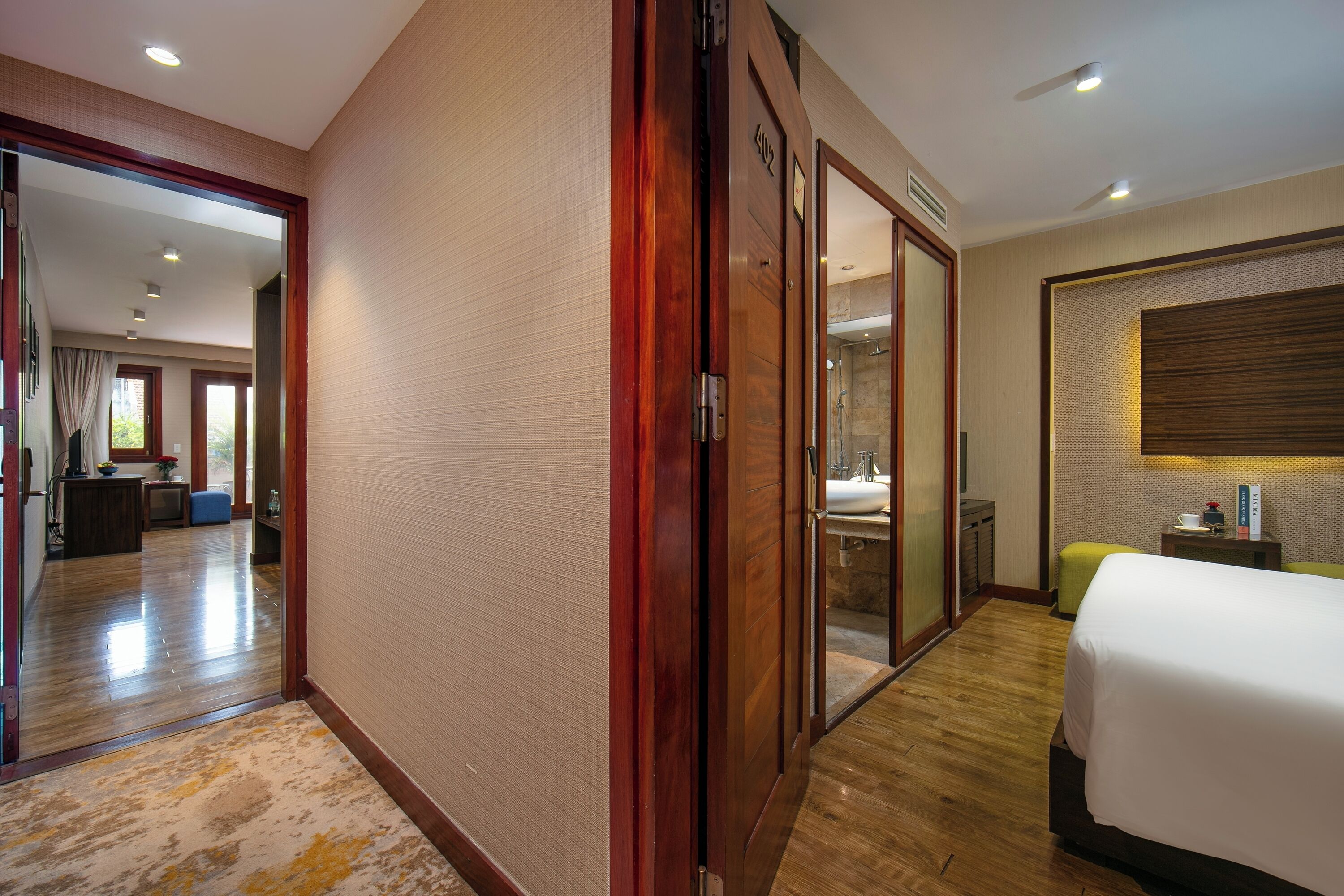 1 bedroom, premium bedding, pillow-top beds, minibar