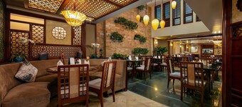 Oriental Suites Hotel & Spa