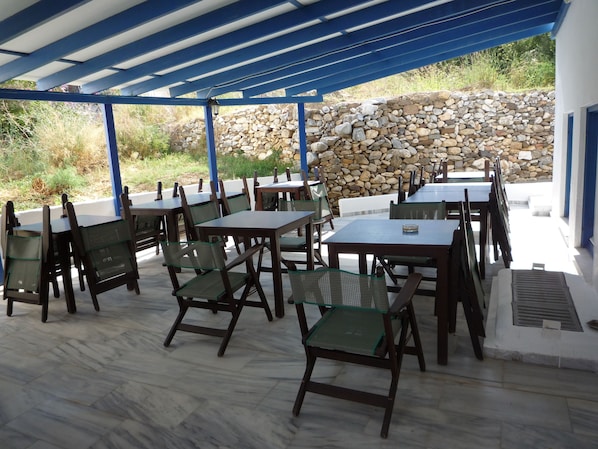 Daily buffet breakfast (EUR 12 per person)