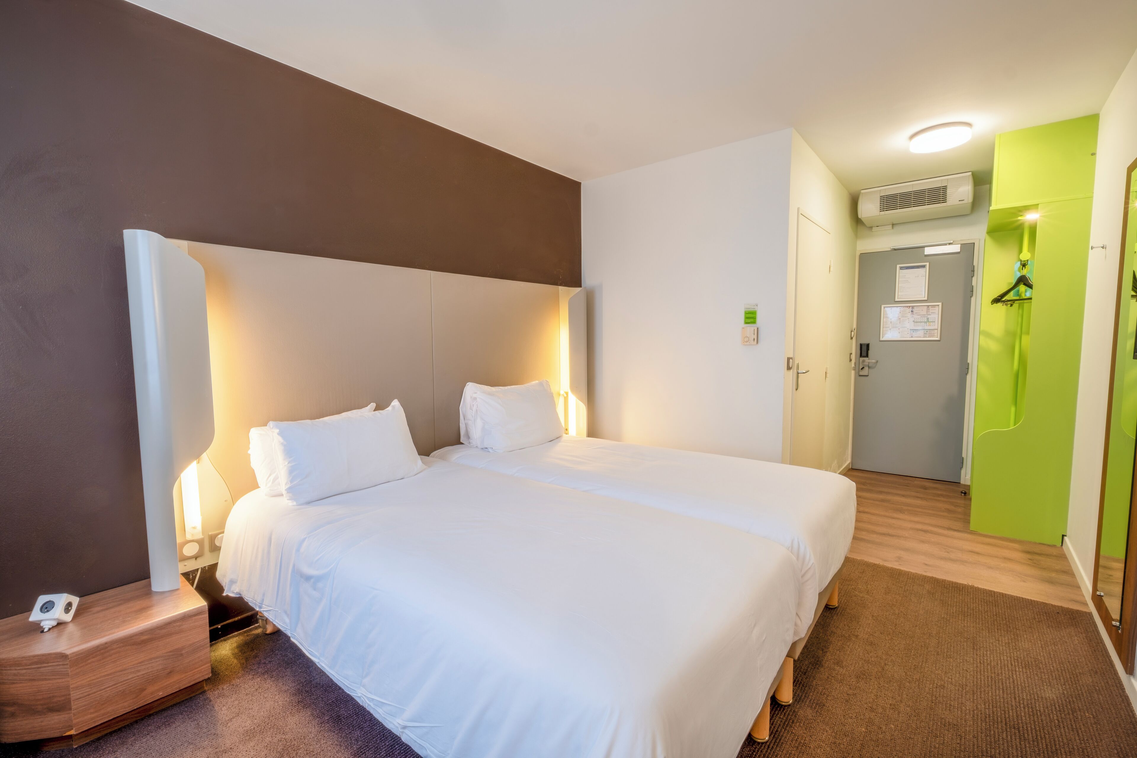 Photo - Campanile Roissy - Aéroport CDG - Le Mesnil Amelot