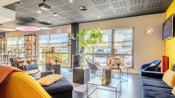 Sala de estar en el lobby