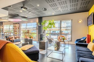 Sala de estar en el lobby