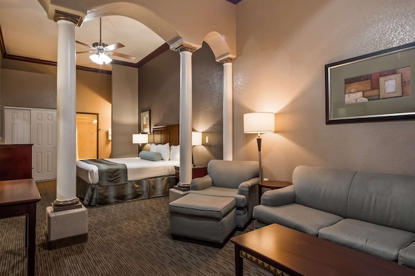 In-room safe, individually decorated, individually furnished, desk