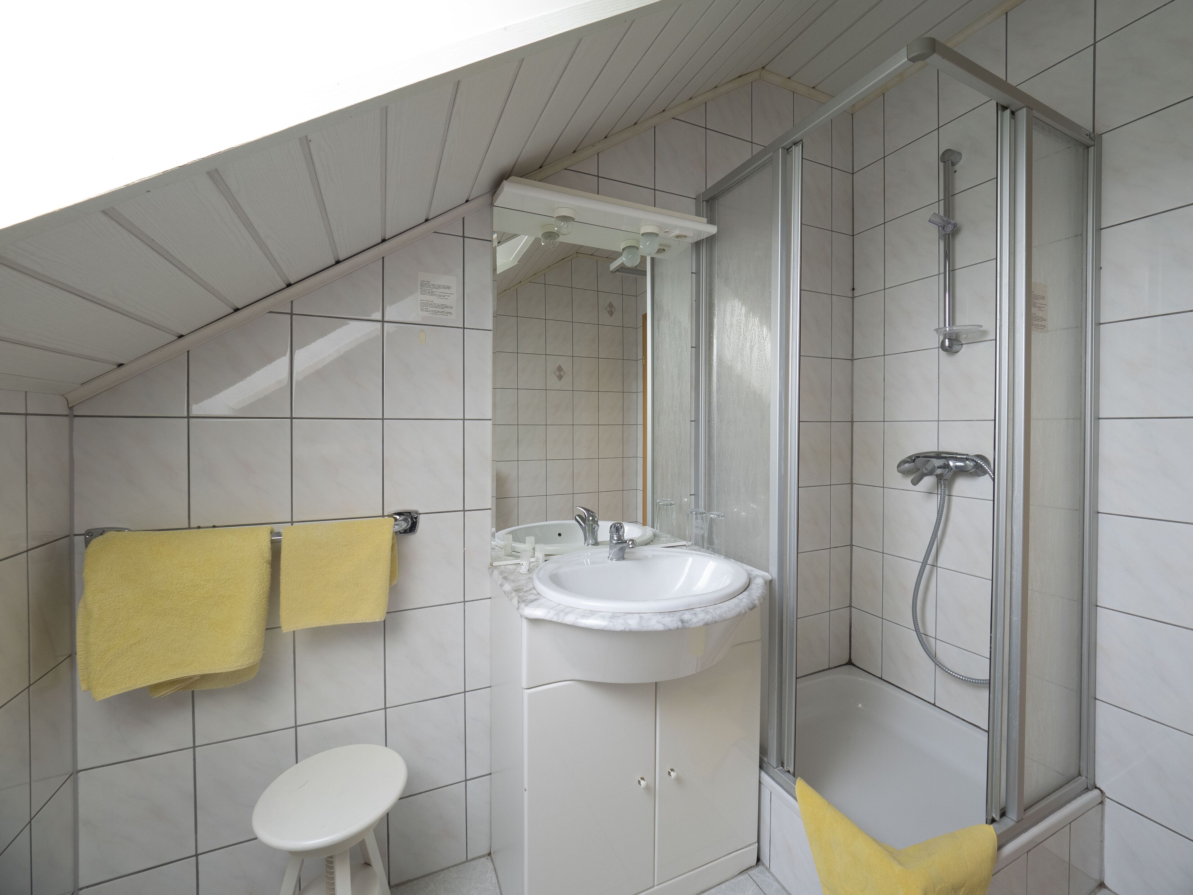 double room | bathroom | shower, free toiletries, hair dryer, bathrobes