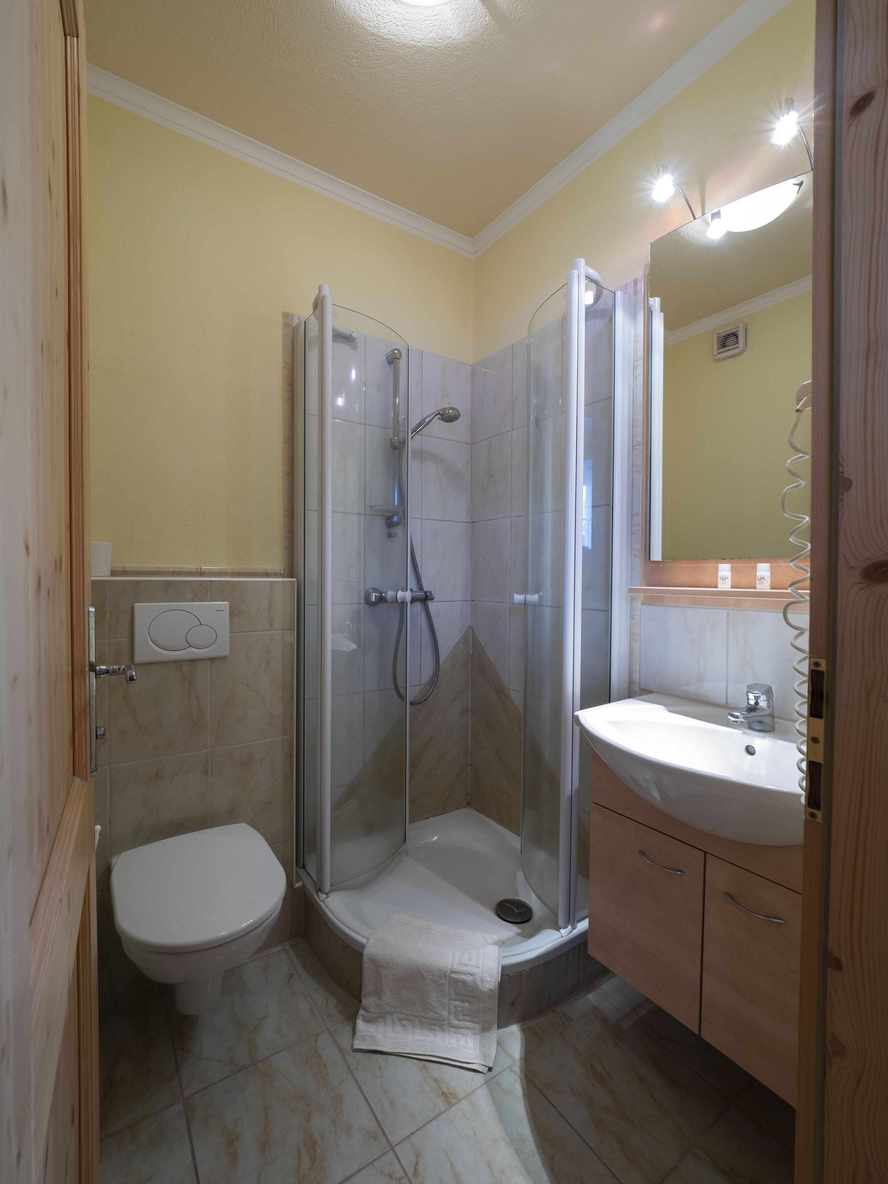 double room, balcony | bathroom | shower, free toiletries, hair dryer, bathrobes