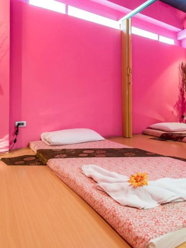 Body treatments, Thai massages, facials