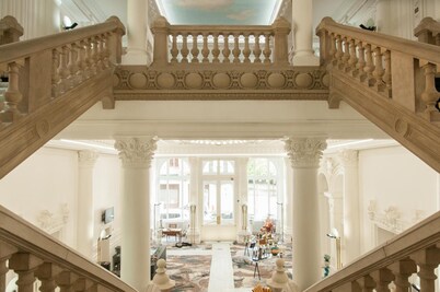 Grand Hôtel Du Tonneau D'Or