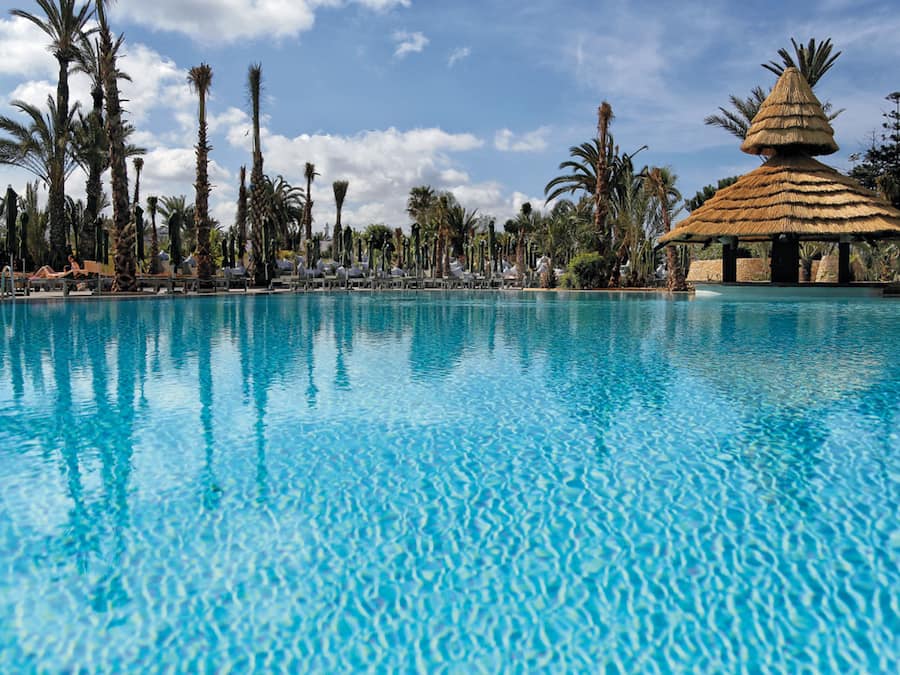 Indoor pool, 2 outdoor pools, pool umbrellas, pool loungers