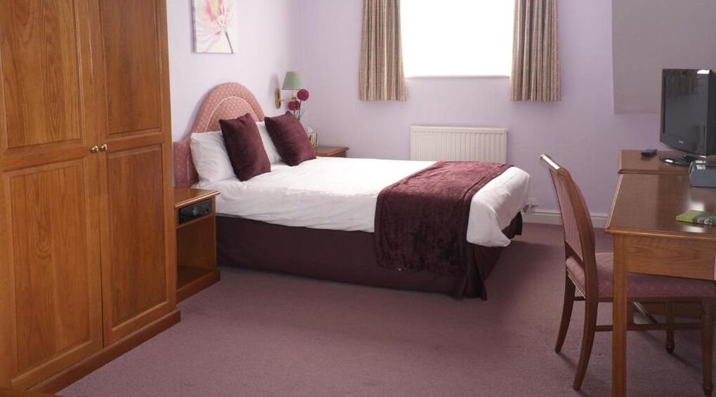 desk, iron/ironing board, free cots/infant beds, free rollaway beds