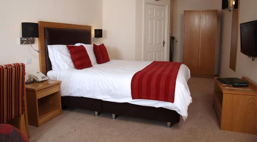 desk, iron/ironing board, free cots/infant beds, free rollaway beds