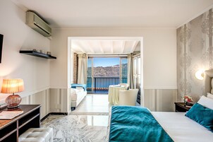 Mobiliario individual, escritorio, wifi gratis