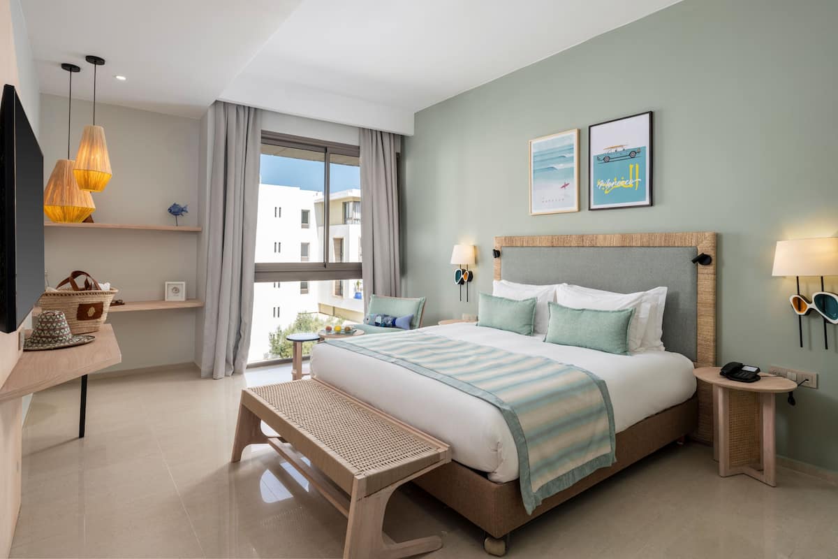 Premium Garden View Room
