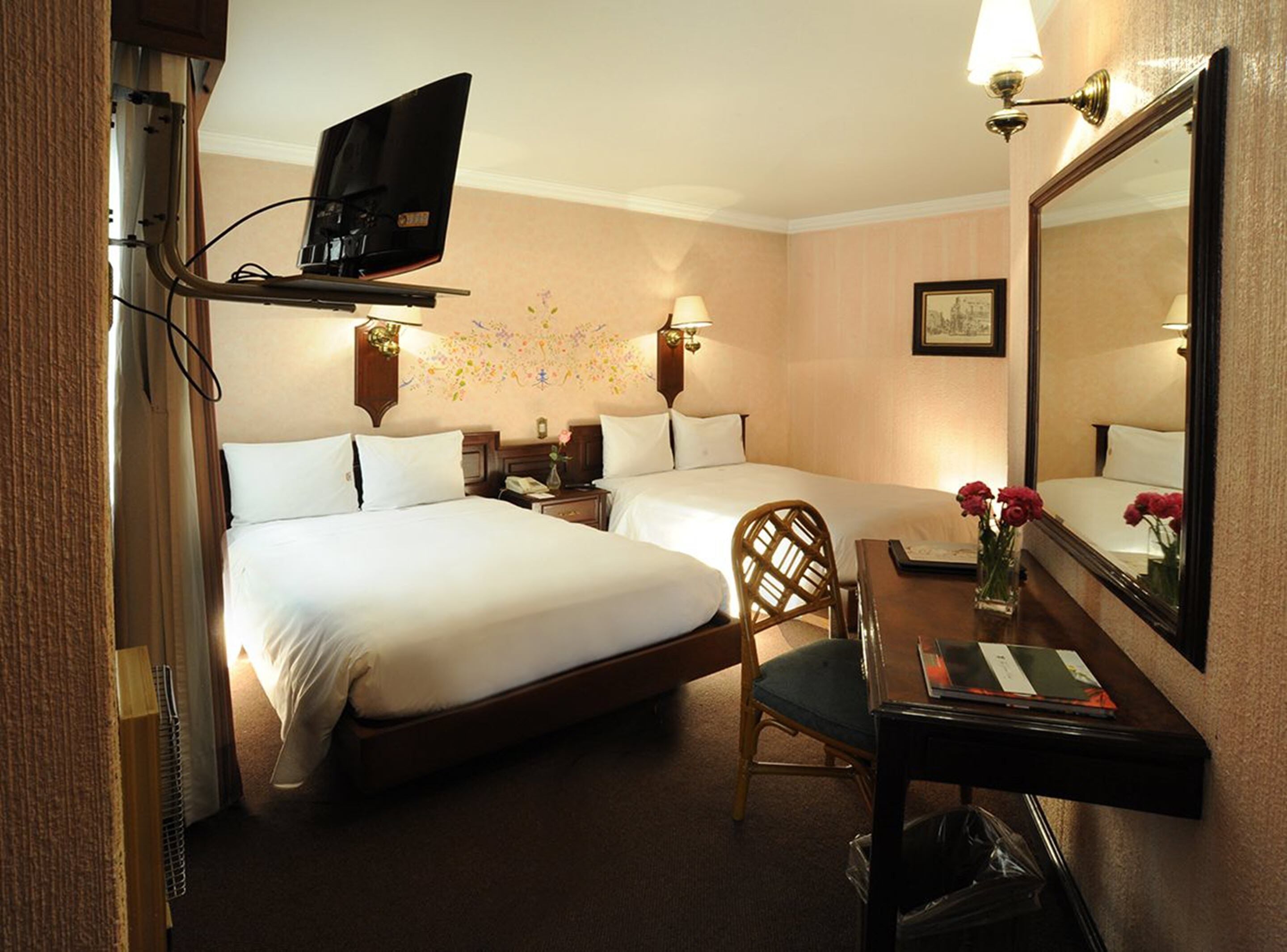 1 sovrum, sängtillbehör av högsta kvalitet och bäddmadrasser