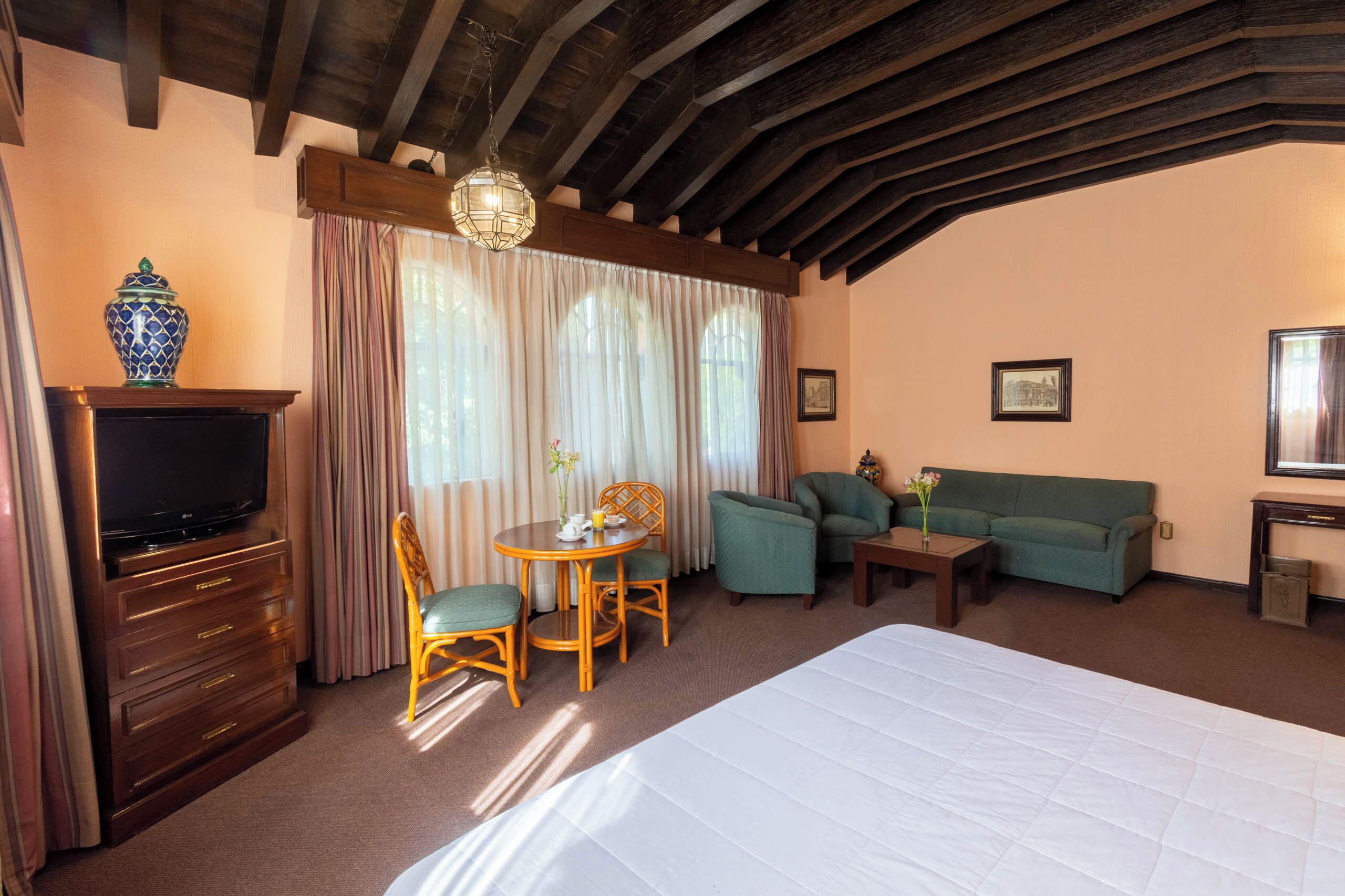 1 bedroom, premium bedding, pillow-top beds, in-room safe