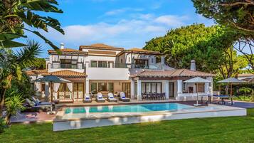 Deluxe Villa, 4 Bedrooms | View from room