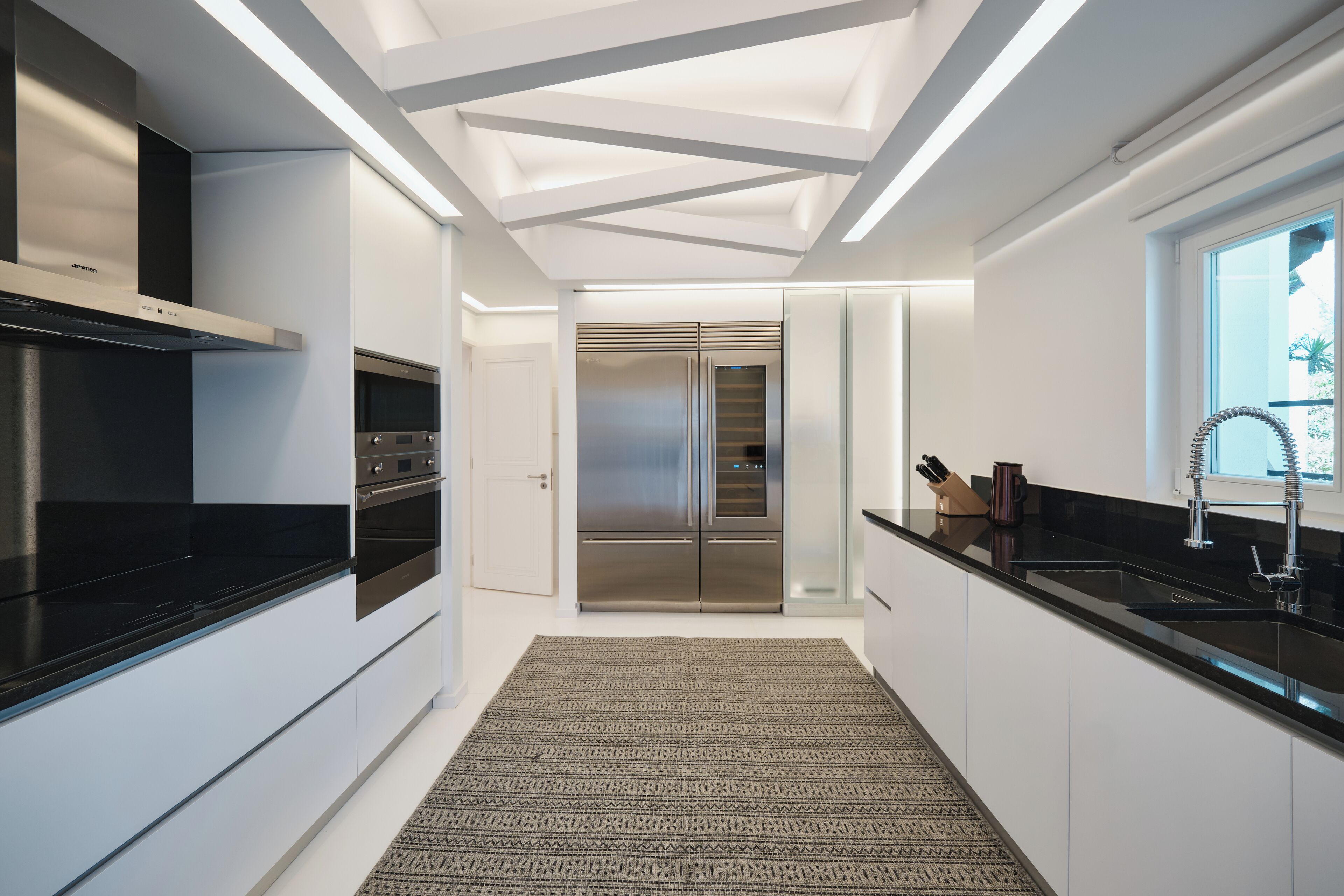 premium villa, 4 bedrooms | private kitchen | fridge, microwave, dishwasher, coffee/tea maker