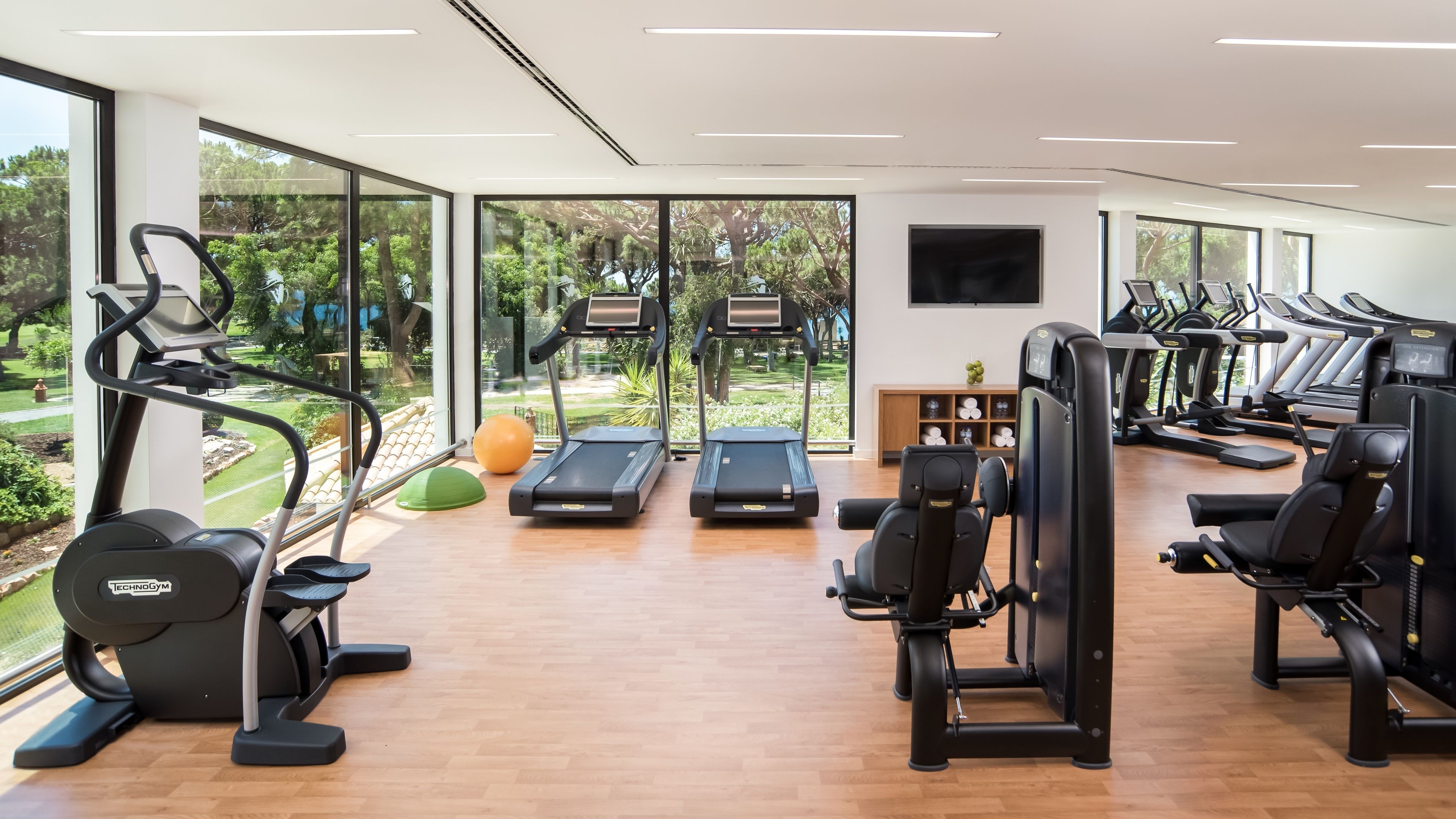 fitness studio