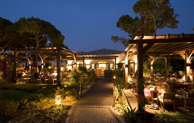 Pine Cliffs Village