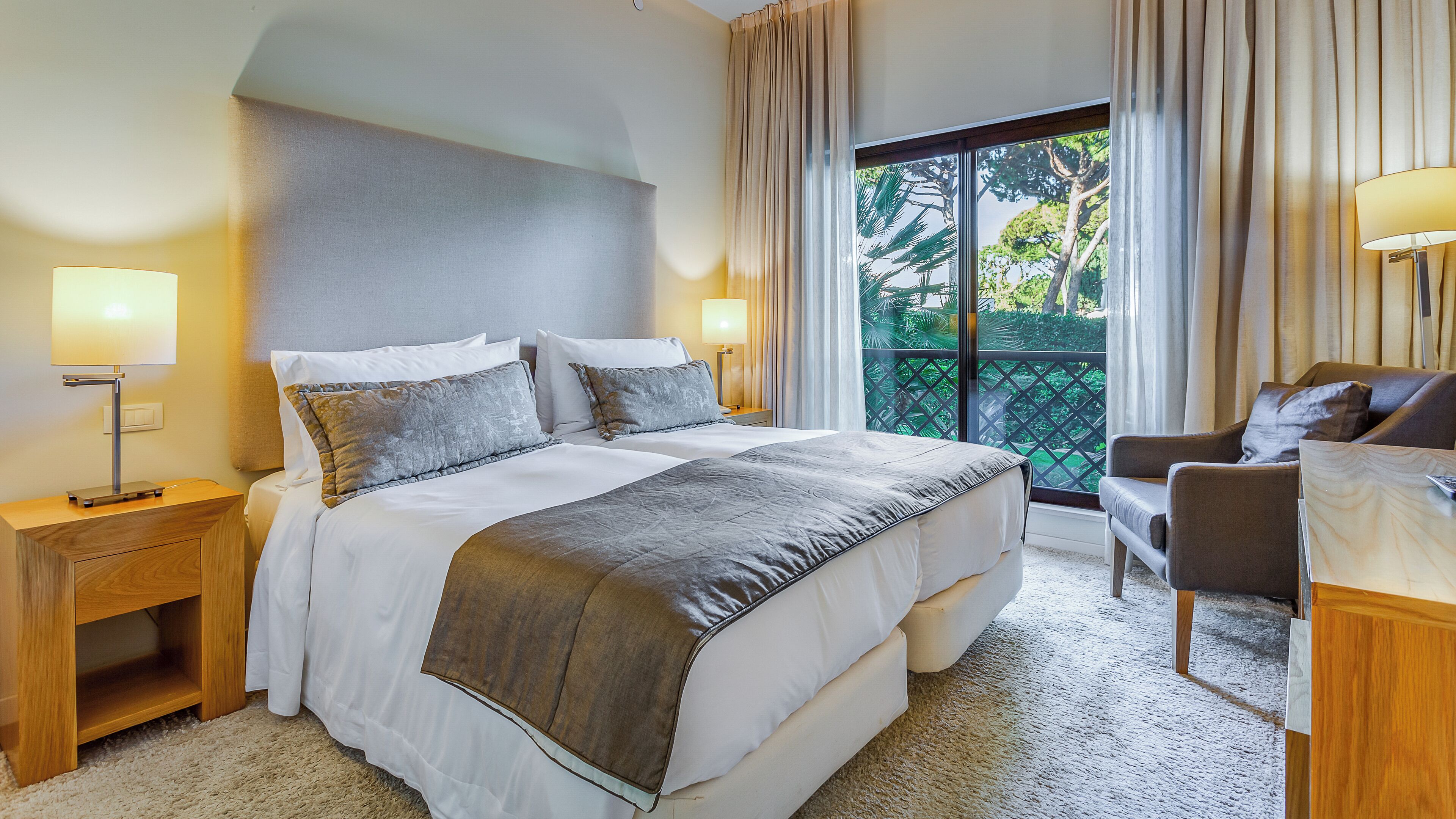 deluxe villa, 4 bedrooms | 1 bedroom, in-room safe, iron/ironing board, wifi