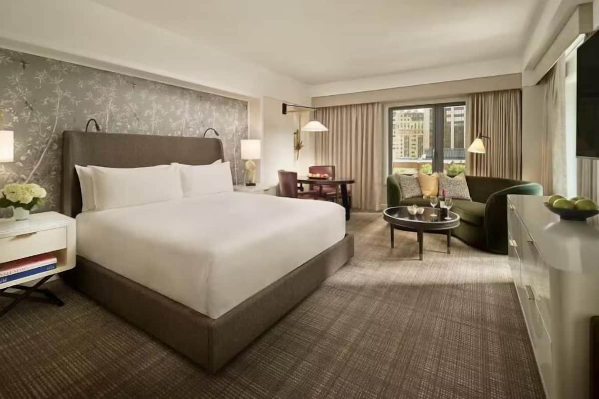 1 bedroom, Frette Italian sheets, premium bedding, minibar