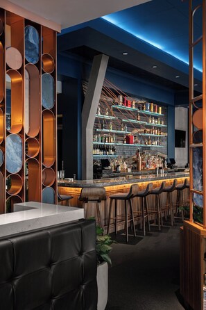 Breakfast, lunch and dinner served  - Mandarin Oriental, Boston (Boston)