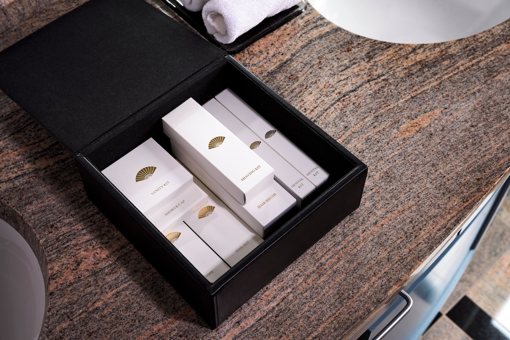 Mandarin Oriental, Boston by null Mandarin Oriental, Boston by null