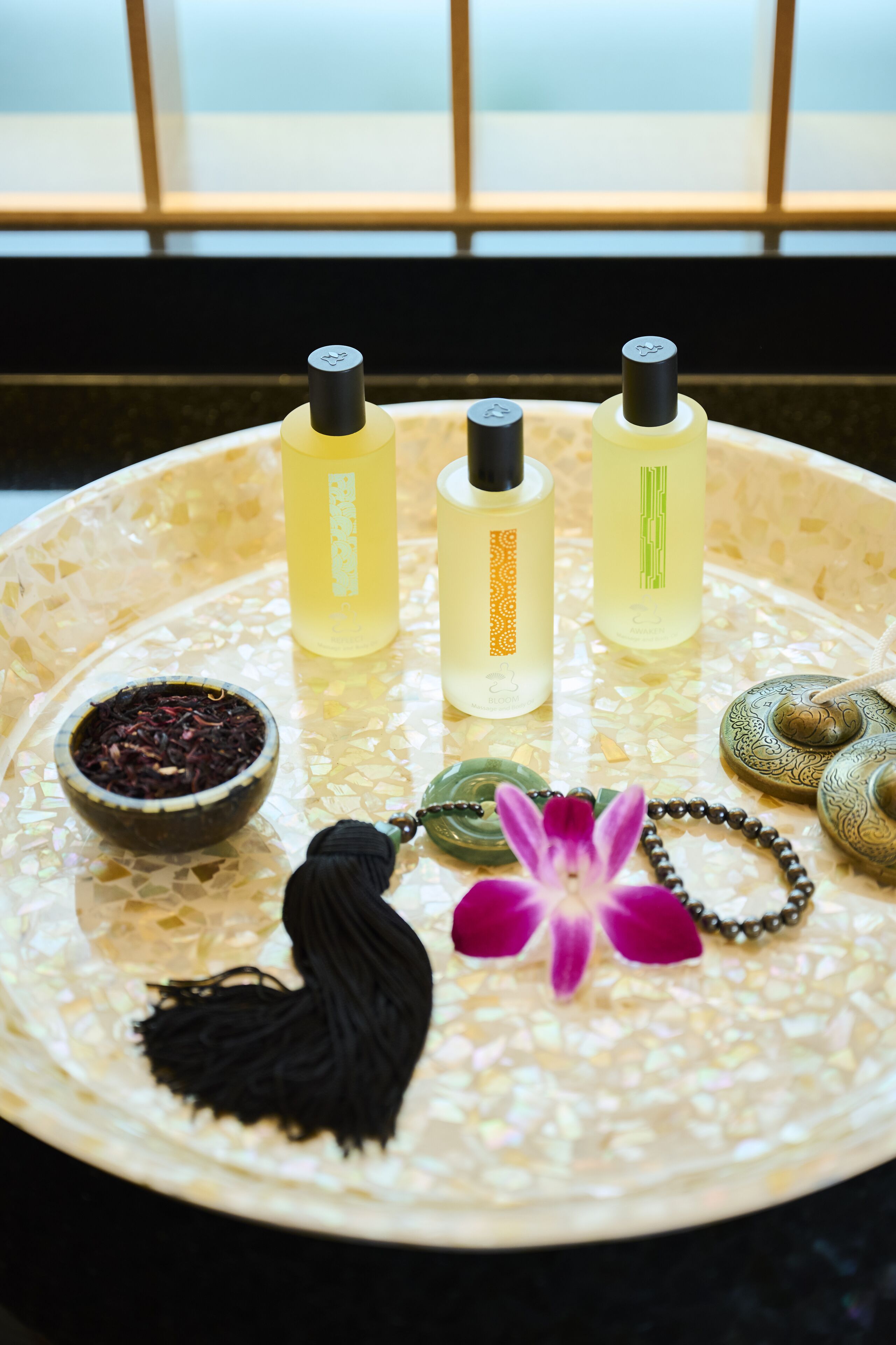 couples treatment room(s), hot tub, steam room, body treatments