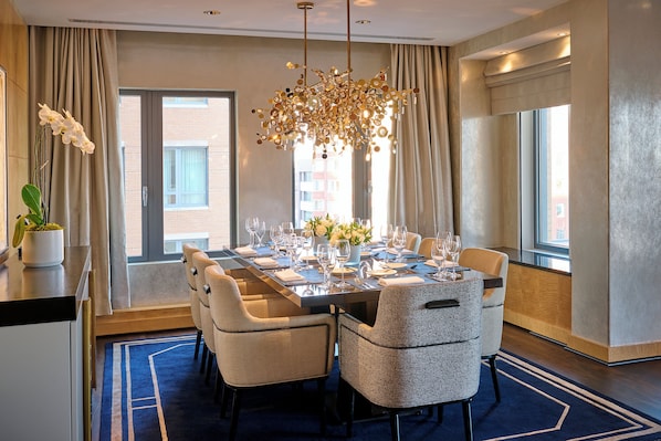 Royal Suite, 1 King Bed