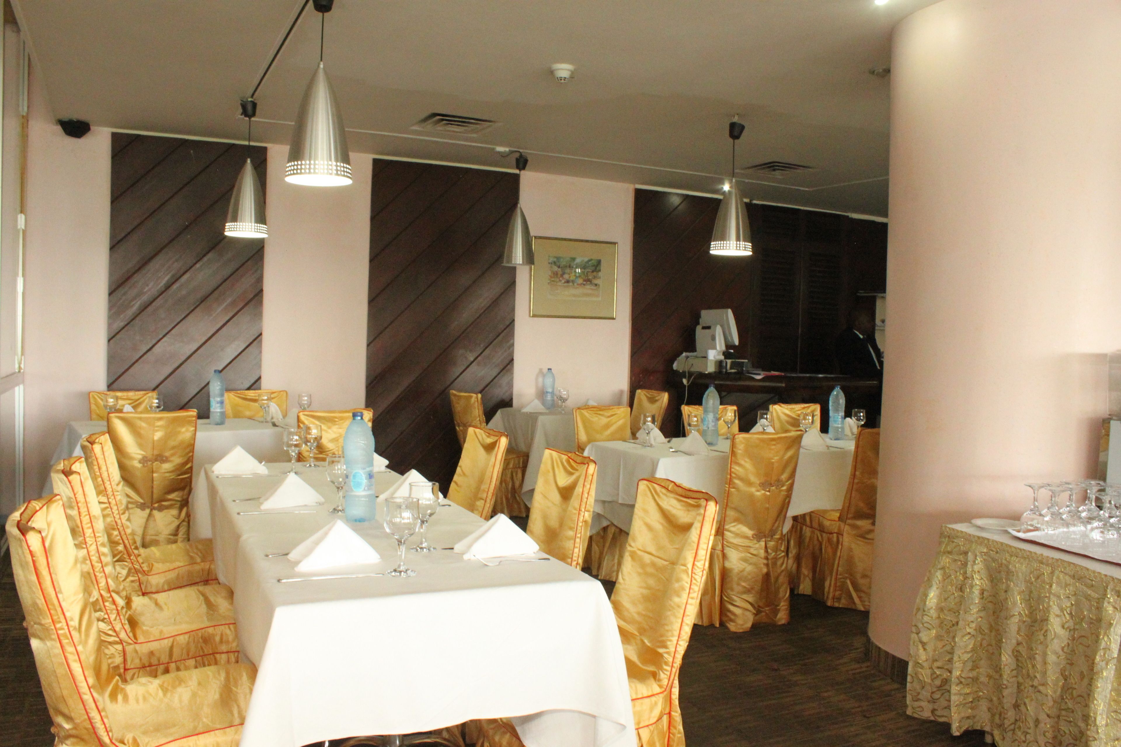 Daily buffet breakfast (USD 30 per person)