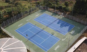 Tennis court - Hotel Mont Fébé (Yaoundé)