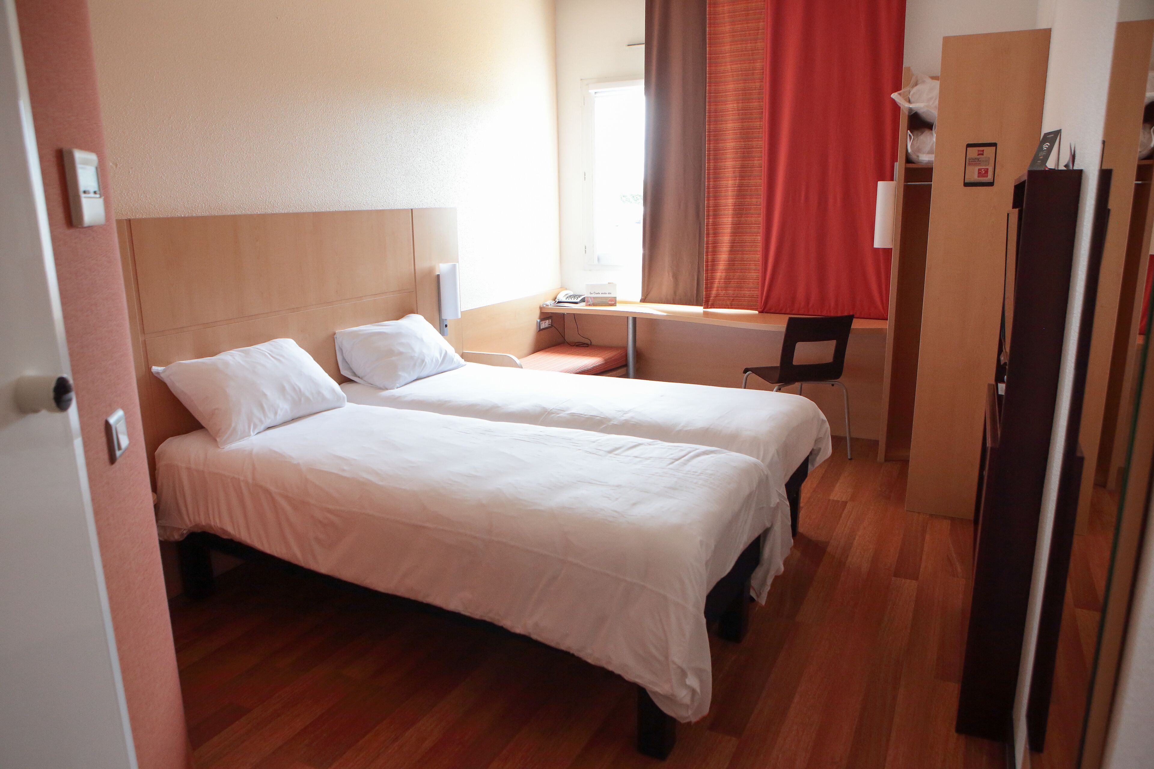 standard room, 2 single beds | desk, blackout curtains, soundproofing, iron/ironing board