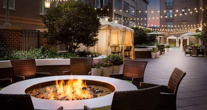 ANDAZ SAVANNAH, BY HYATT