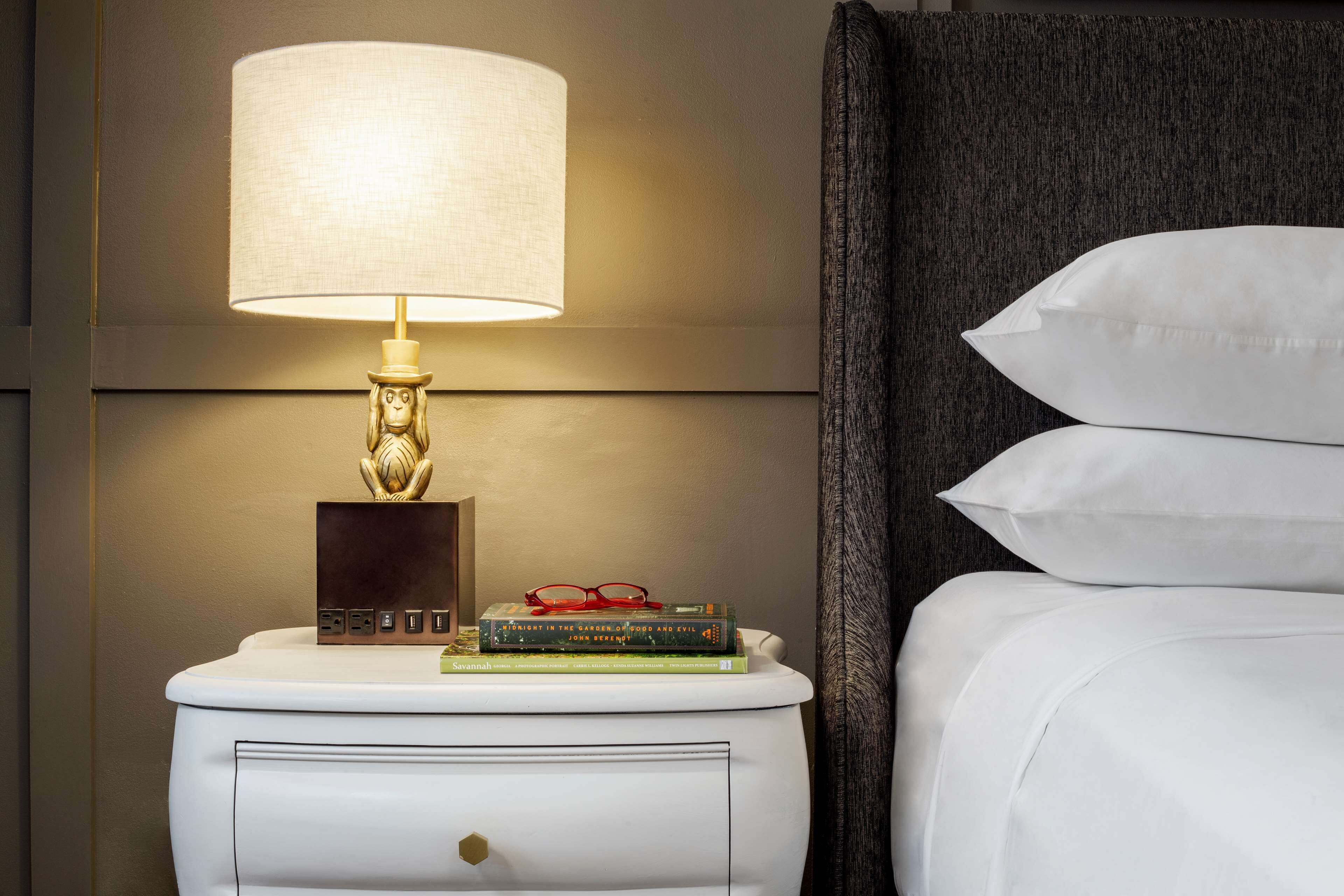 egyptian cotton sheets, premium bedding, pillow-top beds