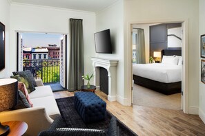 Egyptian cotton sheets, premium bedding, pillowtop beds - ANDAZ SAVANNAH, BY HYATT (Savannah)