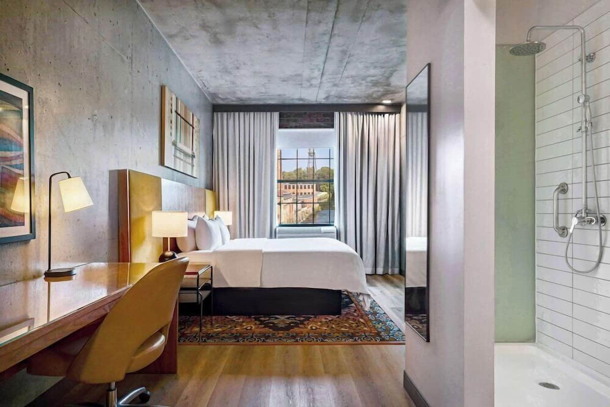 Ropa de cama hipoalergénica, edredón, camas con pillow-top y minibar