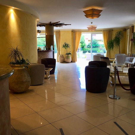 Reception. Hotel Garden