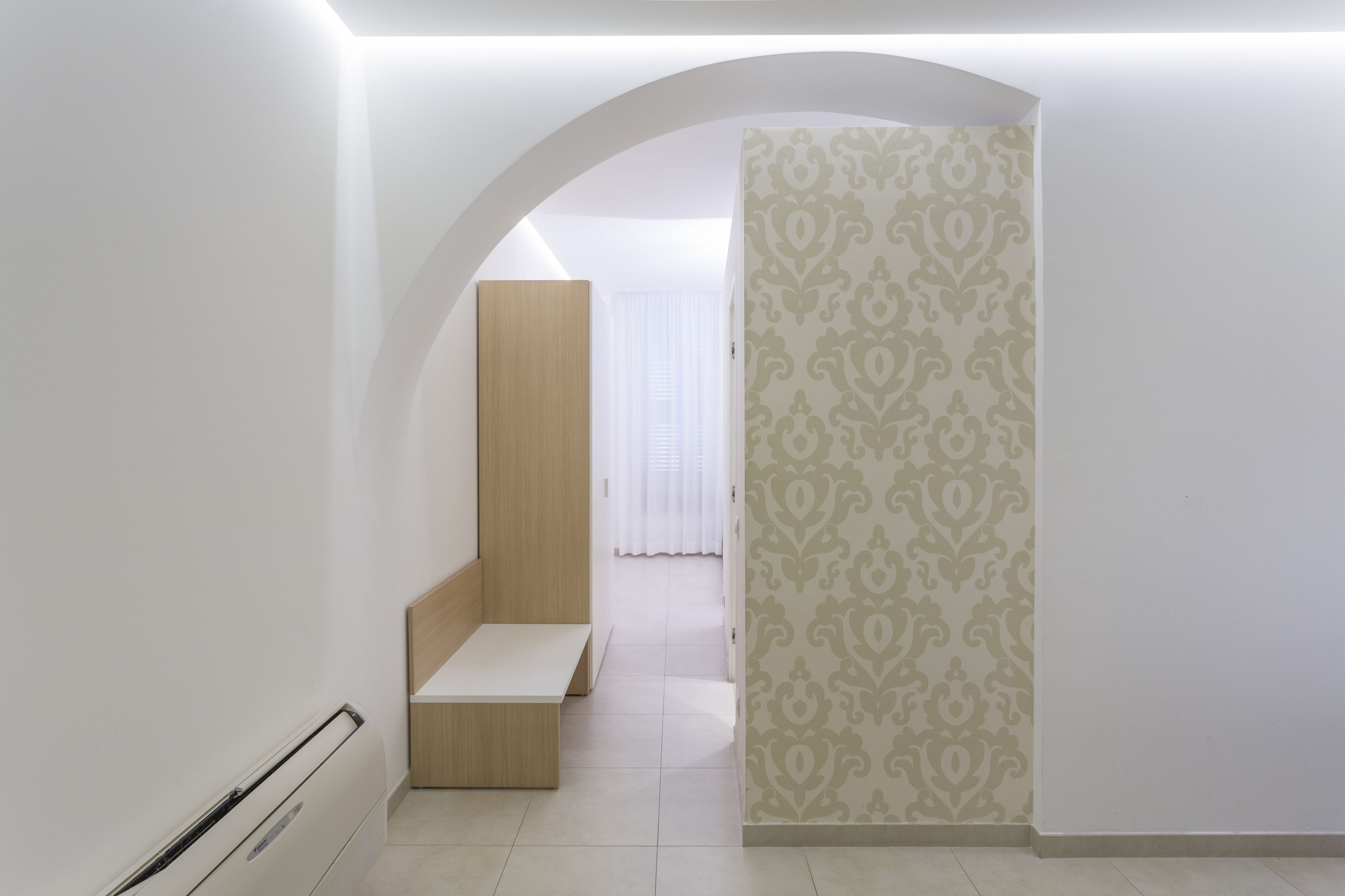 triple room | premium bedding, minibar, in-room safe, desk