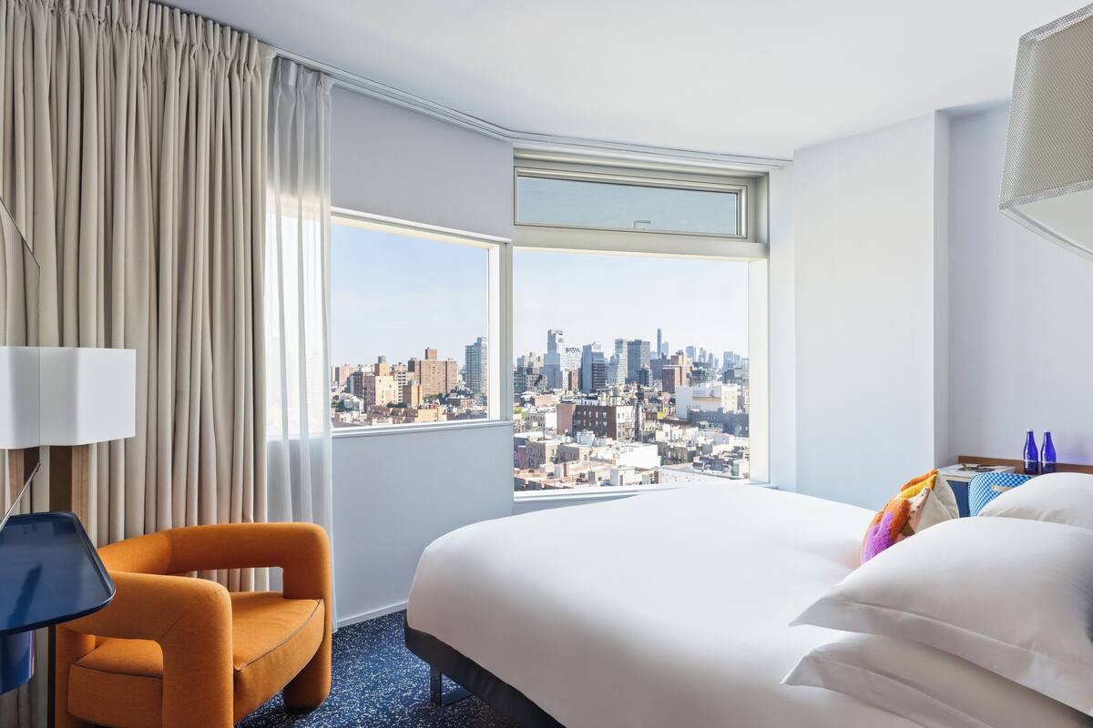 Deluxe Room, 1 Katil Raja (King) | Peralatan tempat tidur premium, gebar bulu kapas, tilam berlapik 
