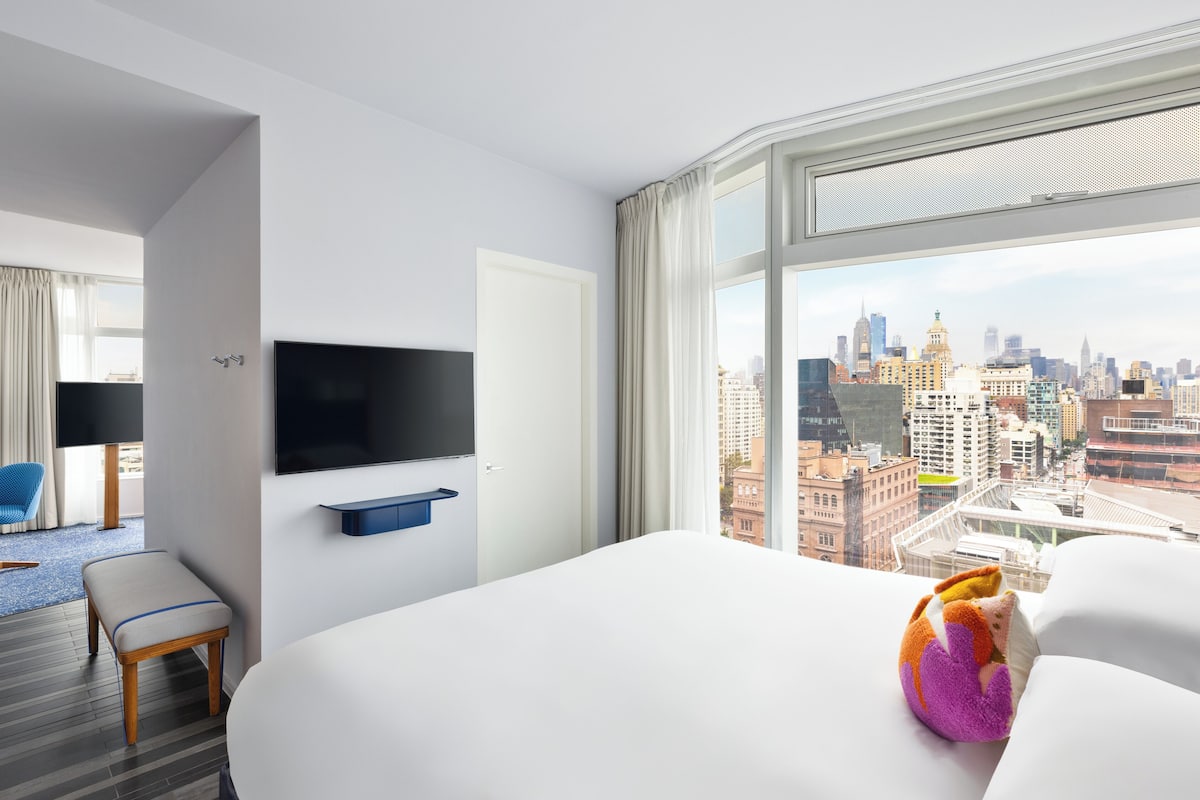 Studio Suite | Bộ đồ giường cao cấp, chăn bông, nệm có lớp đệm bông, minibar