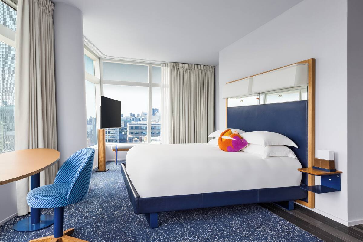 Room, 1 Katil Raja (King), Corner | Peralatan tempat tidur premium, gebar bulu kapas, tilam berlapik 