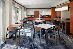 Free continental breakfast