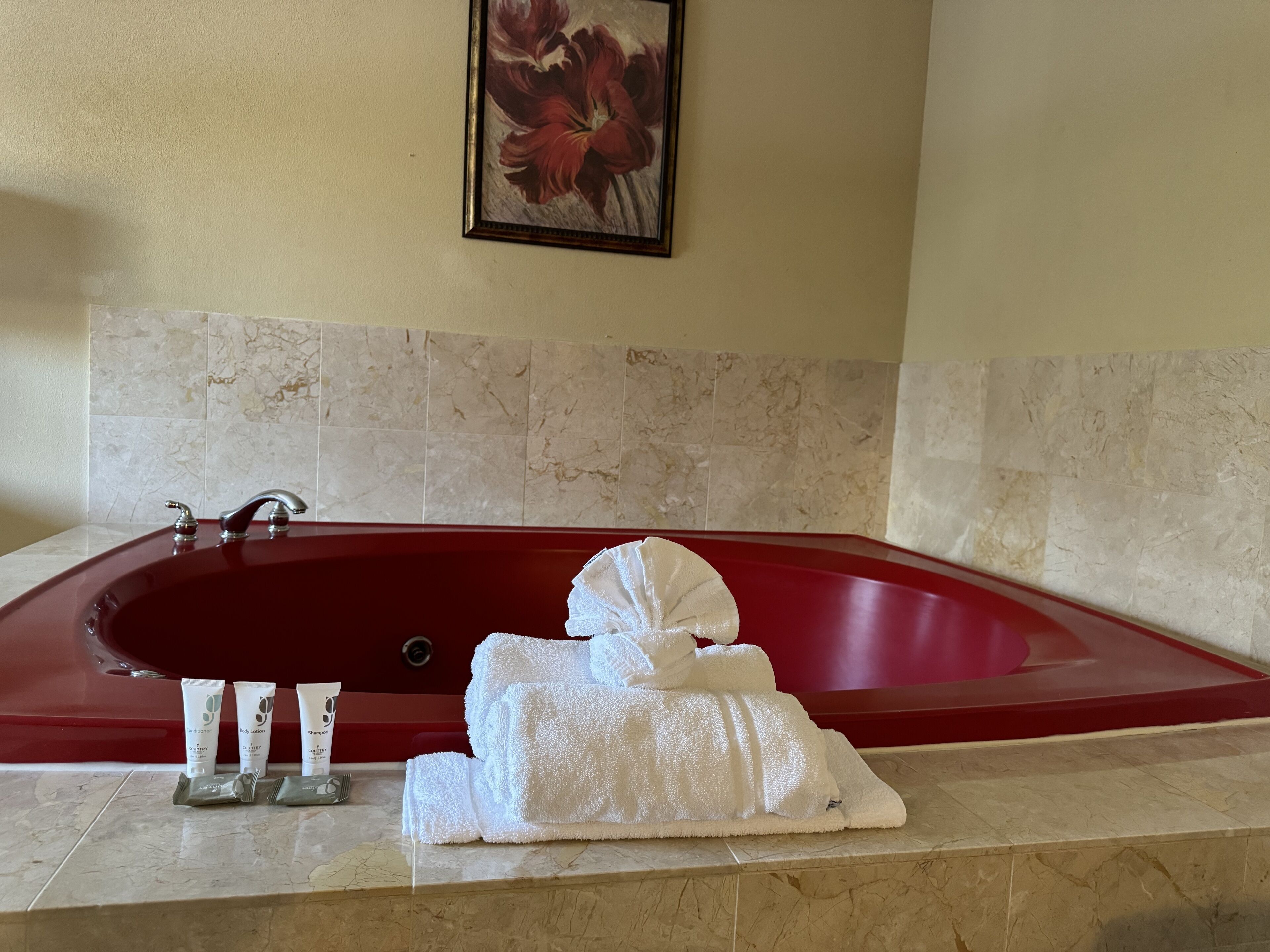 Honeymoon studio suite, 1 kingsize bed, niet-roken, hot tub | Privéspabad