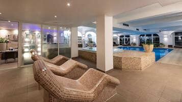 Sauna, hot tub, steam room, body treatments, aromatherapy, body wraps