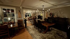 Interior - Snow Goose Inn (West Dover)