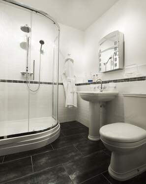 Superior Room (Family) | Bathroom - Hundred House Hotel (Shifnal)