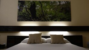 Standard Double Room | Desk, free WiFi, bed sheets