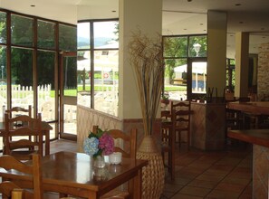 Bar (en la propiedad)