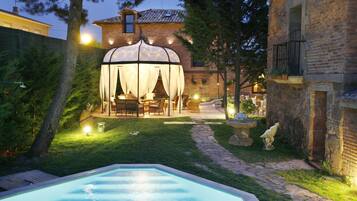 Enceinte de lâhĂ©bergement