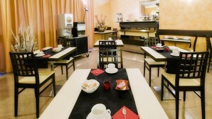 Unclassified image, 2 of 32, button - Hotel Bright (Rome)